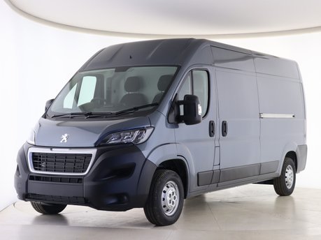 Peugeot Boxer 2.2 BlueHDi L3H2 Professional Van 140ps 8