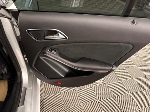 Mercedes-Benz CLA Class 1.6 CLA180 AMG Line Coupe 7G-DCT Euro 6 (s/s) 4dr 33