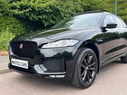 Jaguar F-Pace 2.0 D180 Chequered Flag Auto AWD Euro 6 (s/s) 5dr 17