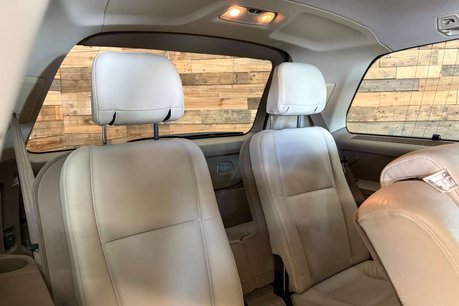 Volvo XC90 3.2 Executive SUV 5dr Petrol Geartronic AWD (289 g/km, 235 bhp) 33