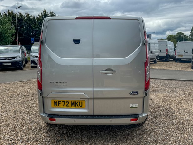 Ford Transit Custom SWB L1H1 Low Roof Limited 280 Air Con Alloys Sensors EURO 6 7