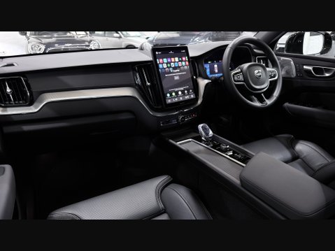 Volvo XC60 B5 ULTRA BLACK EDITION AWD 37