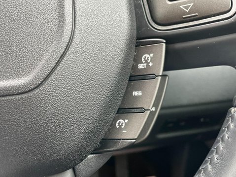 Land Rover Range Rover Evoque 2.0 eD4 SE Tech FWD Euro 6 (s/s) 5dr 34