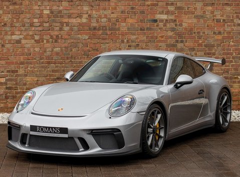 Porsche 911 (991.2) GT3 6