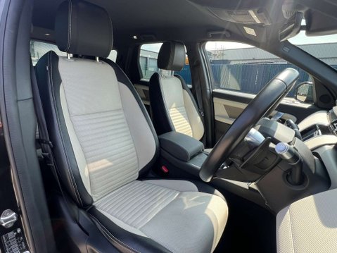 Land Rover Discovery Sport 2.0 Discovery Sport R-Dynamic SE D Automatic 4WD 5dr *NATIONAL DELIVERY* 8