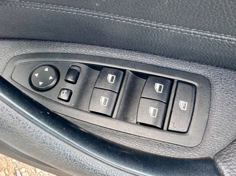 BMW X1 SDRIVE18I SE 22