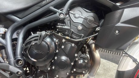 Triumph Tiger 2012 39K RECENTLY SERVICED LONG MOT ADVENTURE BIKE 800CC 18