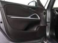Vauxhall Zafira SRI 42