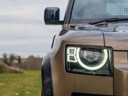 Land Rover Defender D250 X-Dynamic SE HardTop Obsidian WildTrak 18