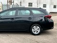 Toyota Auris VVT-I ACTIVE TOURING SPORTS 19