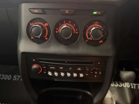 Citroen C3 1.4 e-HDi Airdream VTR+ Hatchback 5dr Diesel EGS5 Euro 5 (s/s) (70 ps) 26
