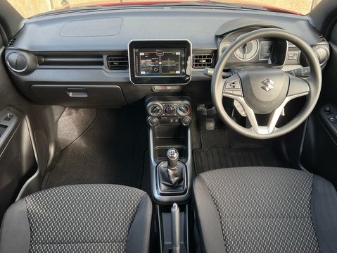 Suzuki Ignis SZ-T DUALJET MHEV 3