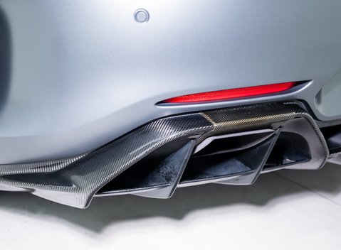 Mercedes-Benz AMG GT R Premium 32