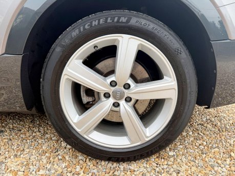 Audi E-Tron 50 Technik Auto quattro 5dr 71.2kWh 11