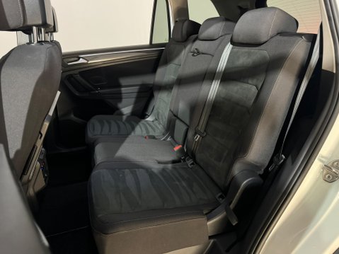 Volkswagen Tiguan Allspace SEL TDI DSG 19