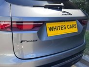 Jaguar F-Pace 2.0 D200 MHEV R-Dynamic HSE Auto AWD Euro 6 (s/s) 5dr 81