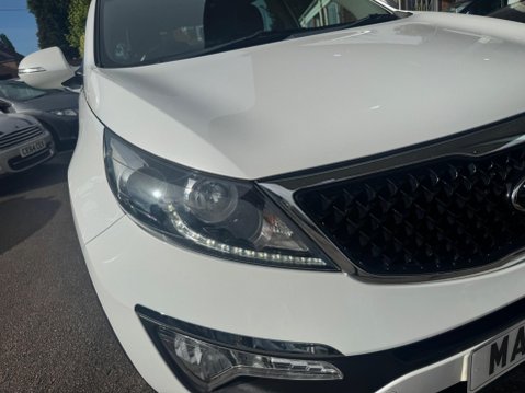 Kia Sportage 1.7 CRDi EcoDynamics 2 2WD Euro 5 (s/s) 5dr 9