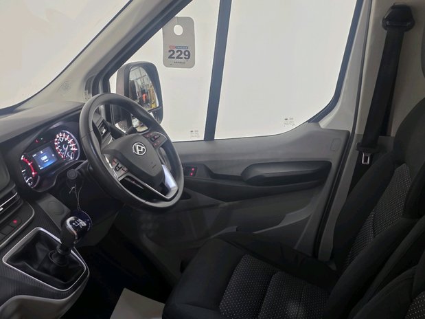 Maxus Deliver 9 MAXUS DELIVER 9 DIESEL 2.0 D20 150 Dropside 9