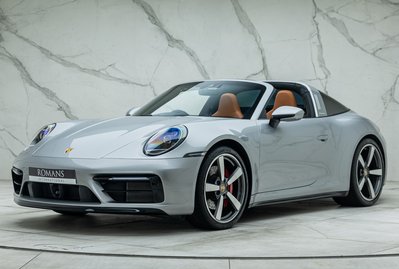 Porsche 911 Targa 4S (992)