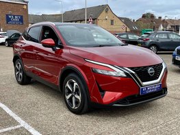 Nissan Qashqai 1.3 Qashqai N-Connecta DiG-T MHEV 5dr 4