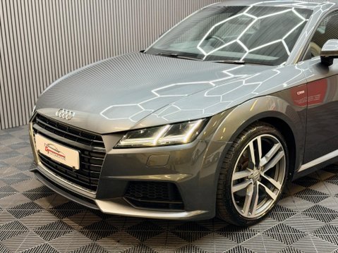 Audi TT 1.8 TFSI S line Euro 6 (s/s) 3dr 21