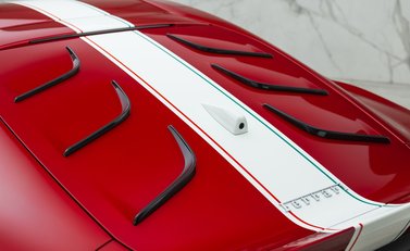 Ferrari 812 Competizione 41