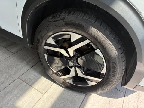 Peugeot 2008 1.2 PureTech GT EAT Euro 6 (s/s) 5dr 4