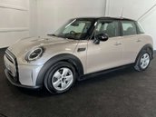 Mini Hatch 1.5 Cooper Classic Auto 5dr 2