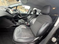 Peugeot 2008 PURETECH S/S ALLURE 18