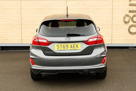 Ford Fiesta ST-LINE 6