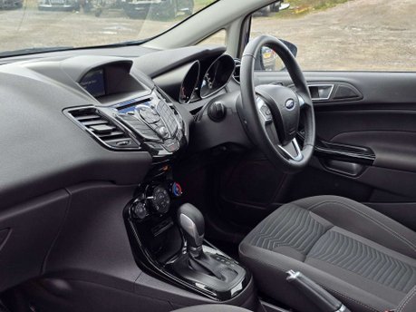 Ford Fiesta 1.0T EcoBoost Zetec Hatchback 5dr Petrol Powershift Euro 6 (100 ps) 22