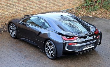 BMW I8 6