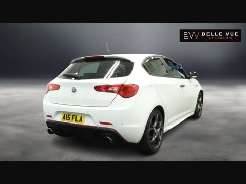 Alfa Romeo Giulietta 1.7 Giulietta Veloce TBi Semi-Auto 5dr 4