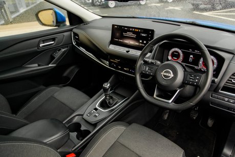 Nissan Qashqai DIG-T N-CONNECTA MHEV