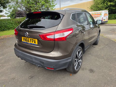Nissan Qashqai 1.6 Qashqai Tekna dCi 5dr 44