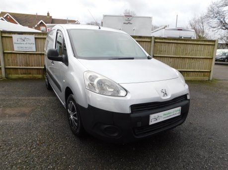 Peugeot Partner 1.6 HDI PROFESSIONAL L1 850 1