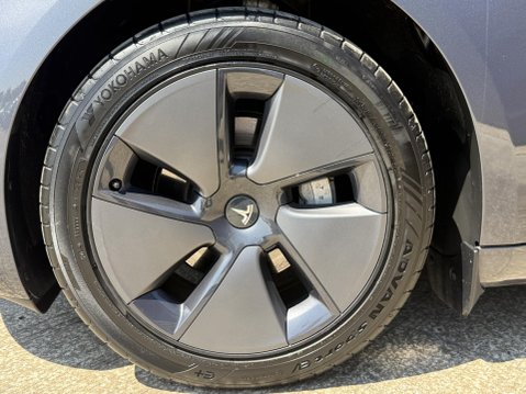 Tesla Model 3 Saloon 4dr Electric Auto RWD (241 bhp) 18