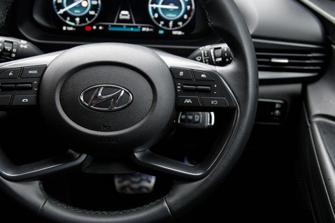 Hyundai BAYON T-GDI SE CONNECT DCT MHEV 19