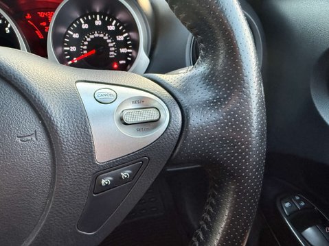 Nissan Juke 1.6 Juke N-Connecta CVT 5dr 17