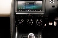 Jaguar E-Pace R-DYNAMIC S 37
