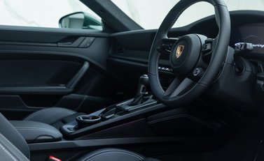 Porsche 911 GT3 TOURING (992.2) 13