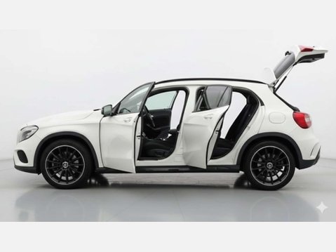 Mercedes-Benz GLA 2.1 GLA 200 AMG Line D 5dr 11