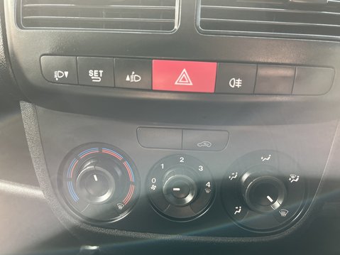 Vauxhall Combo 2000 1.3 CDTI 16V 95ps H1 Van Euro 6 16