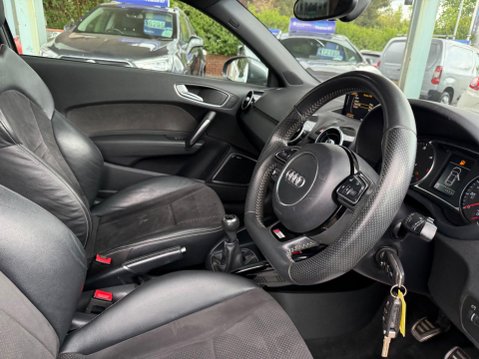 Audi A1 1.6 TDI Black Edition Euro 6 (s/s) 3dr (Nav) 23