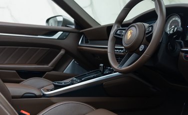 Porsche 911 Turbo S Cabriolet (992) 16