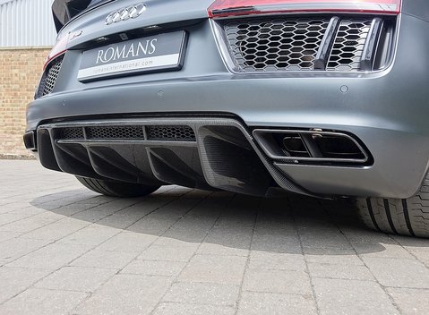 Audi R8 V10 Plus 2