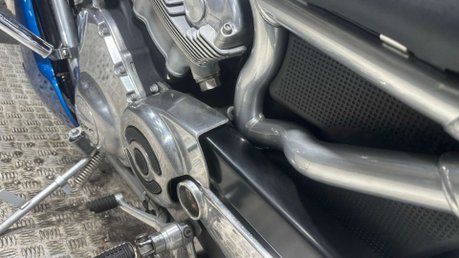 Harley-Davidson Street VROD VRSCR 2007 18K NEW MOT SERVICED RIDES WITHOUT FAULT 1130CC 37