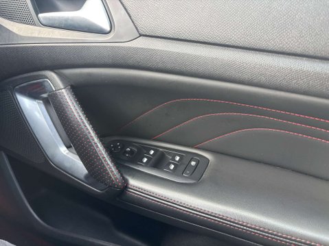 Peugeot 308 1.6 308 GTi by Peugeot Sport THP S/S 5dr 27