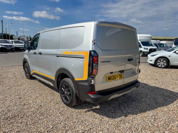 Ford Transit Custom SWB L1H1 Low Roof Trail 320 Air Con Alloys Camera Sensors EURO 6 10