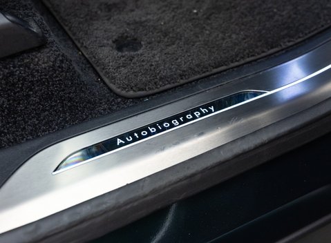 Land Rover Range Rover P550e AUTOBIOGRAPHY 30